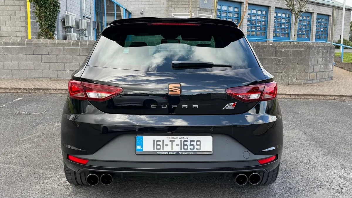 SEAT LEON CUPRA - Image 2