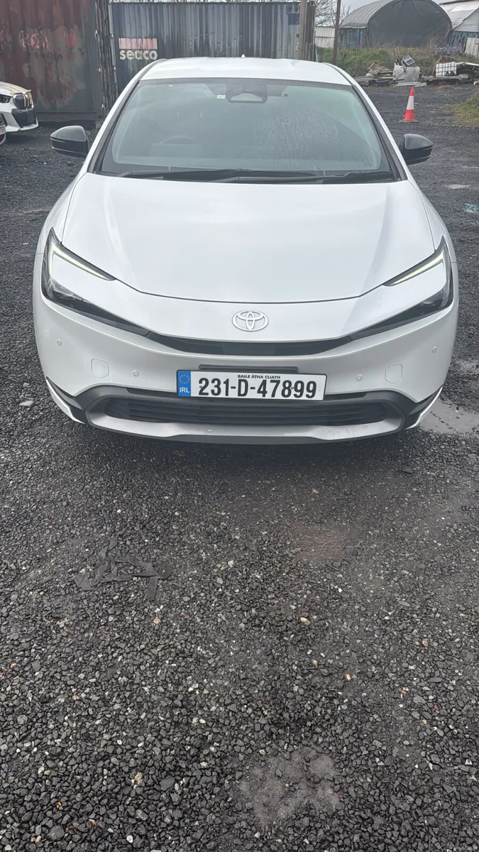 Toyota Prius 2023 - Image 1