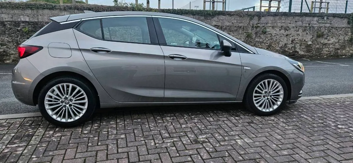 Vauxhall Astra - Image 2