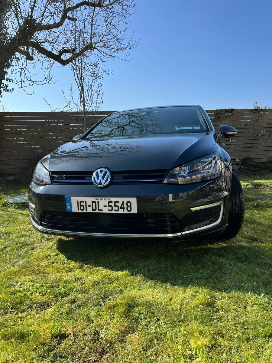 2016 VW Golf GTE plug in hybrid - Image 4