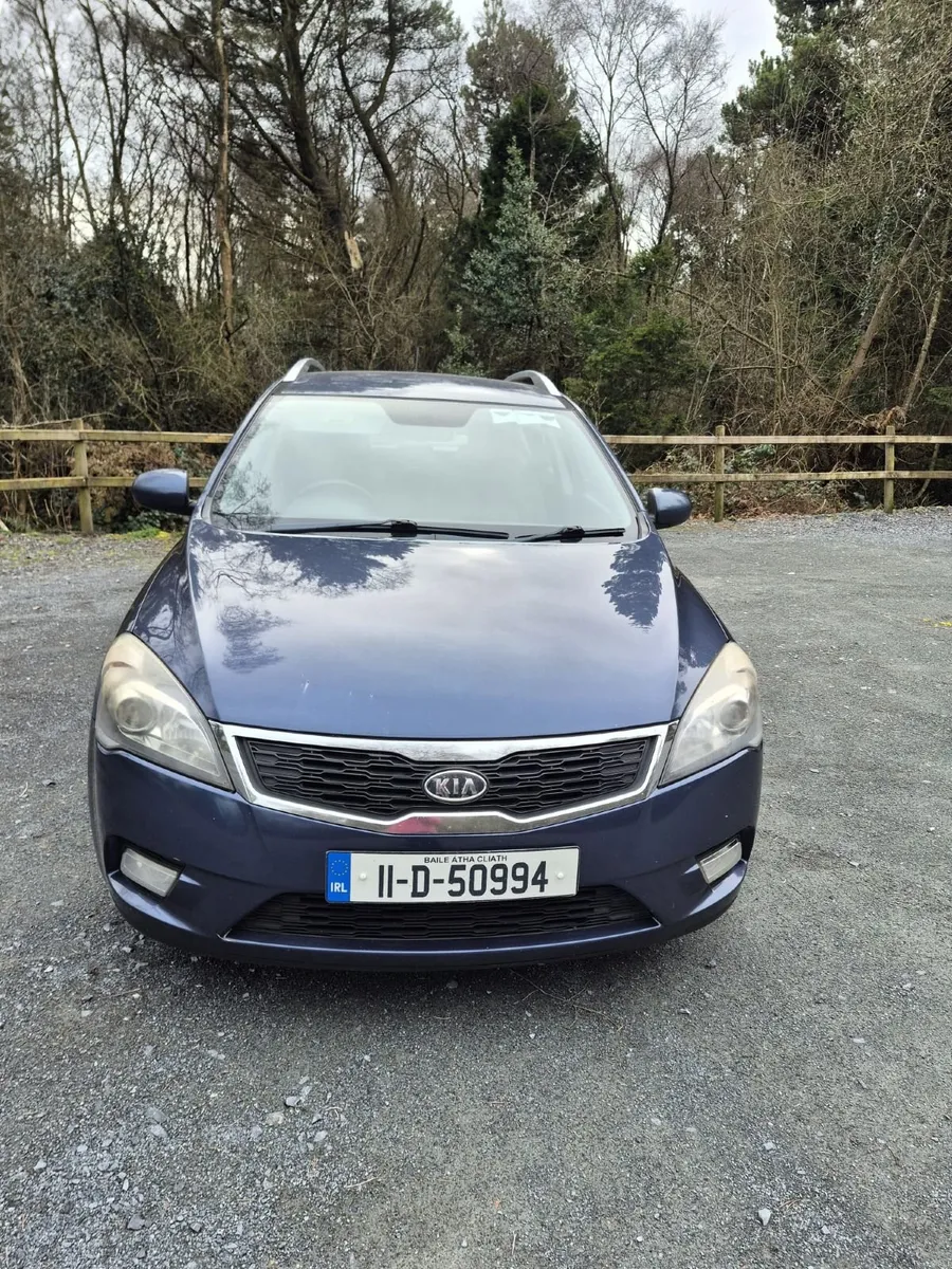 Kia Ceed 2011 - Image 1