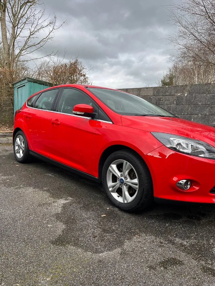 Ford Focus 2013 - Image 1