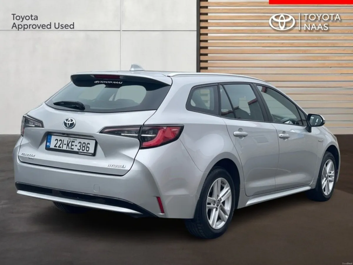 Toyota Corolla COROLLA HYB 1.8 LUNA TS - Image 2