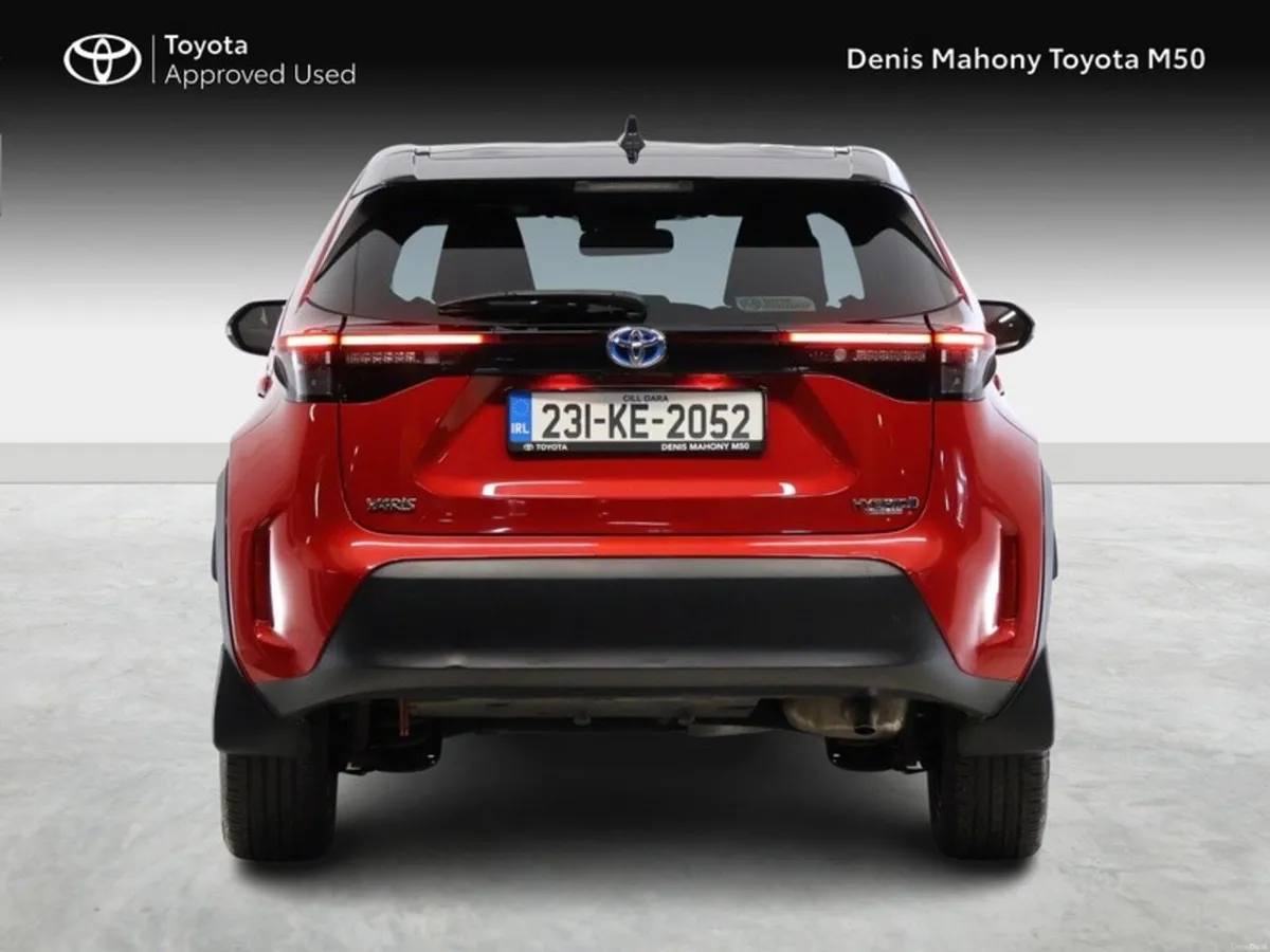 Toyota Yaris Cross Luna Sport Hybrid - Image 4