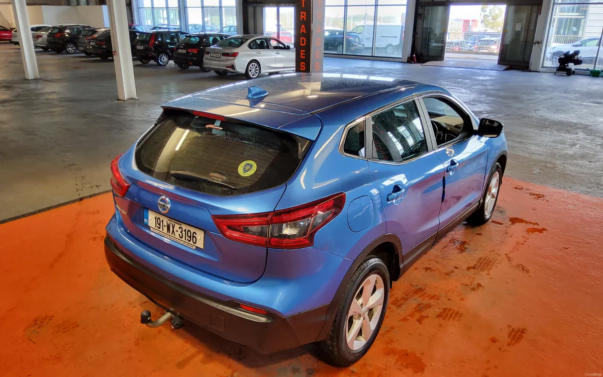 Nissan Qashqai 2019 - Image 3
