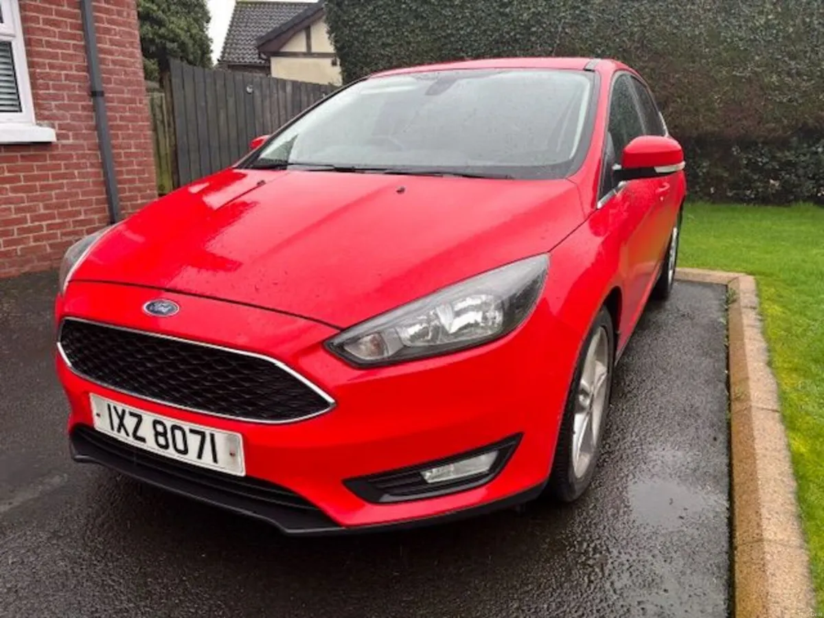 Ford Focus 2015 - Image 2