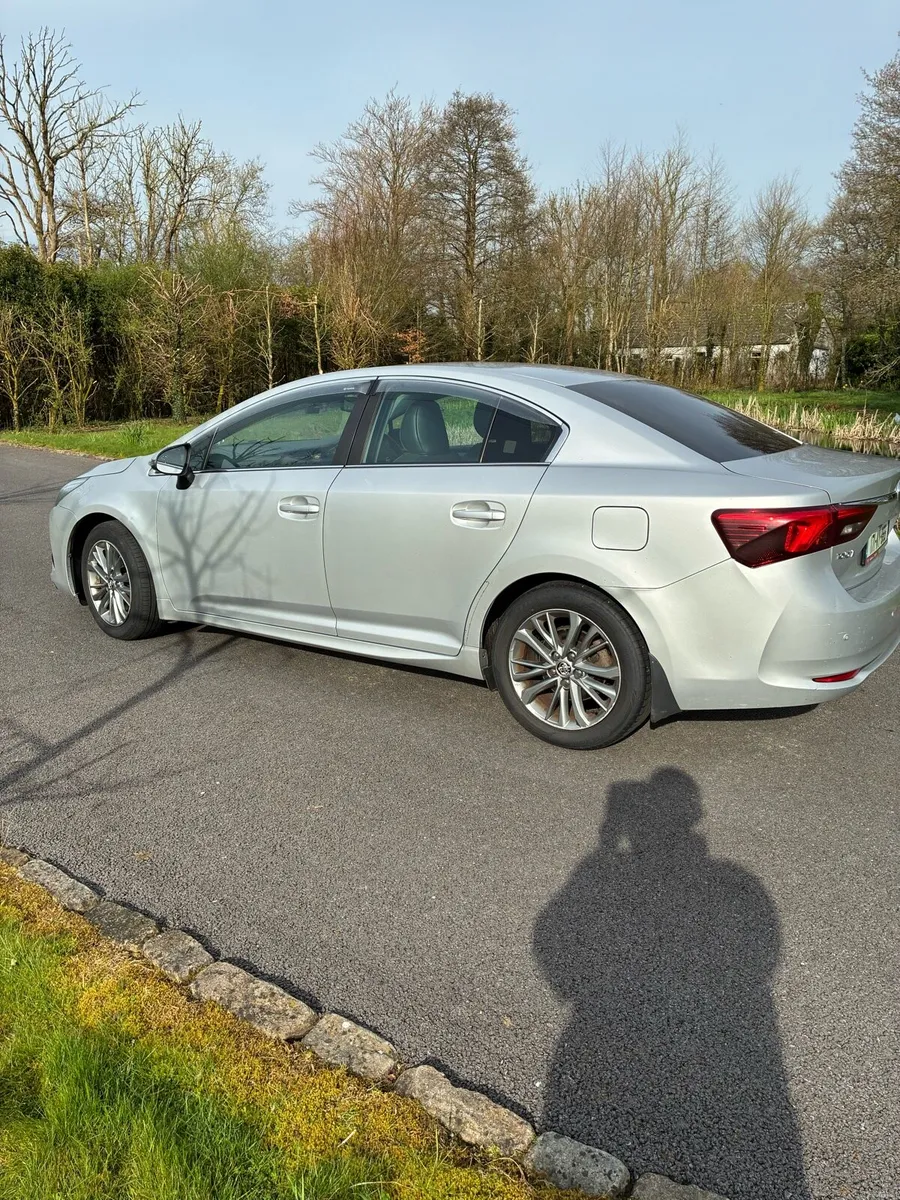 Toyota Avensis 2L Diesel - Image 3