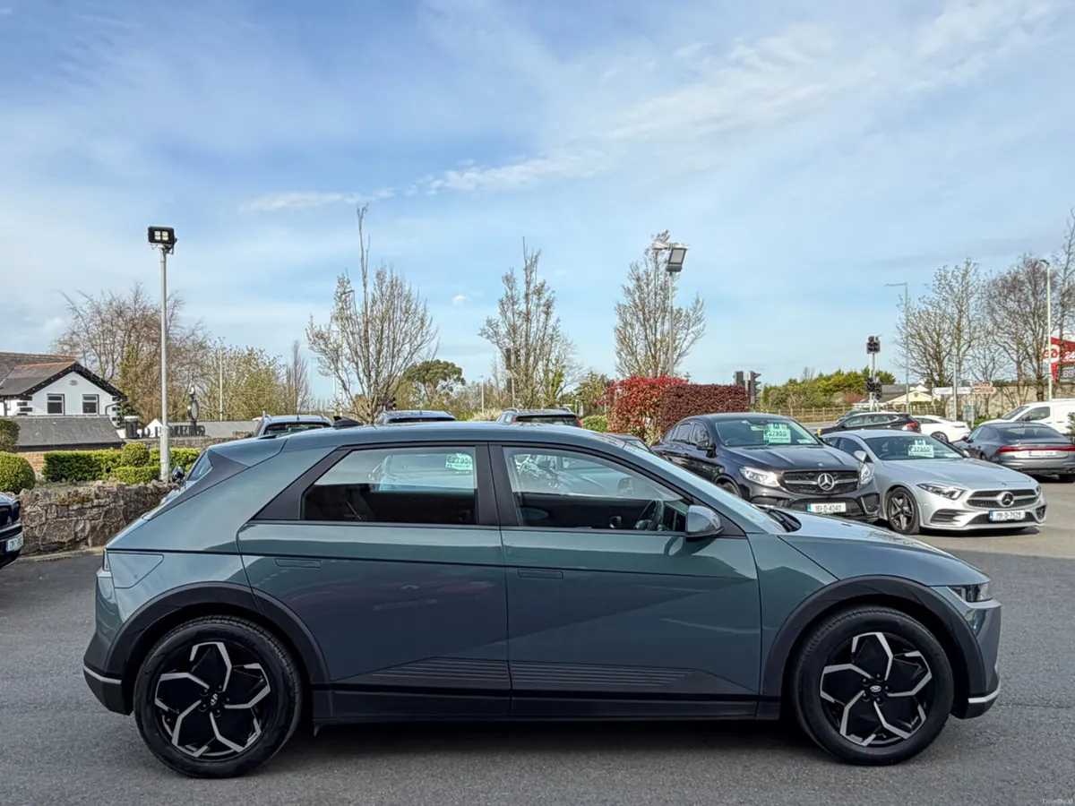 231 Hyundai IONIC 5 Executive - Image 4