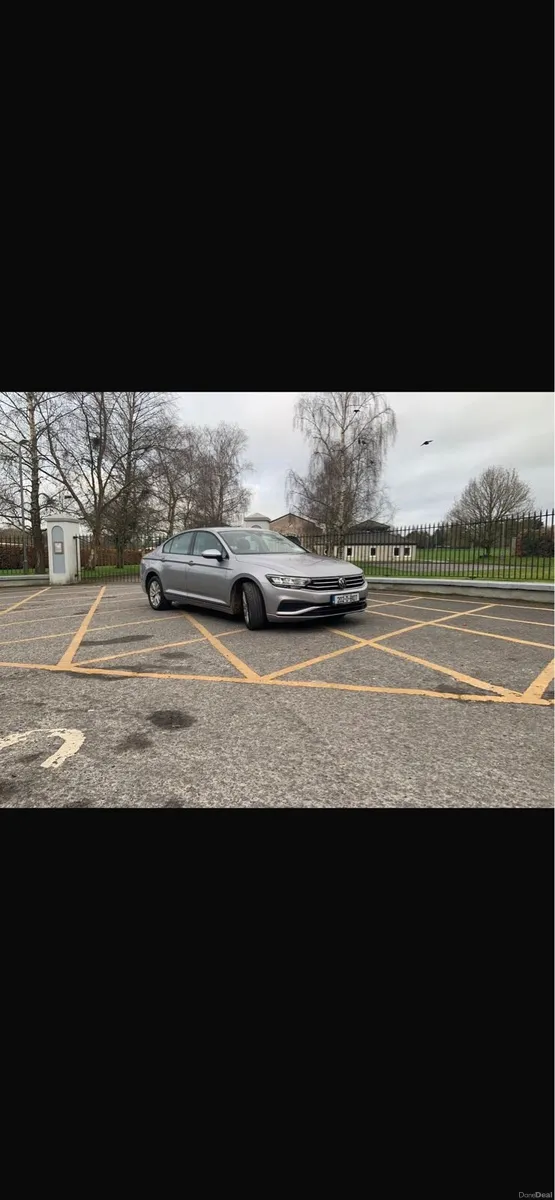 Volkswagen Passat - Image 4