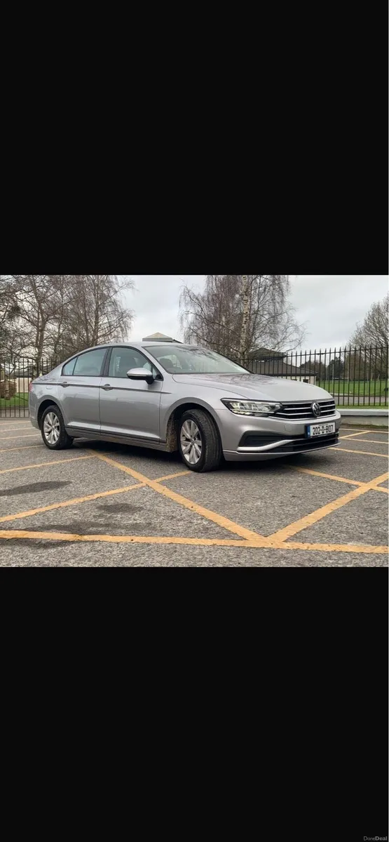 Volkswagen Passat - Image 2