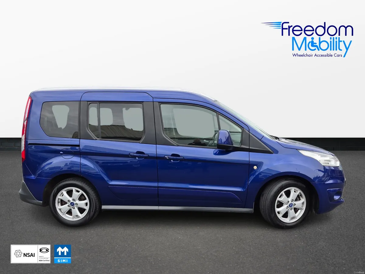 Ford Tourneo Connect Wheelchair Access - Image 4