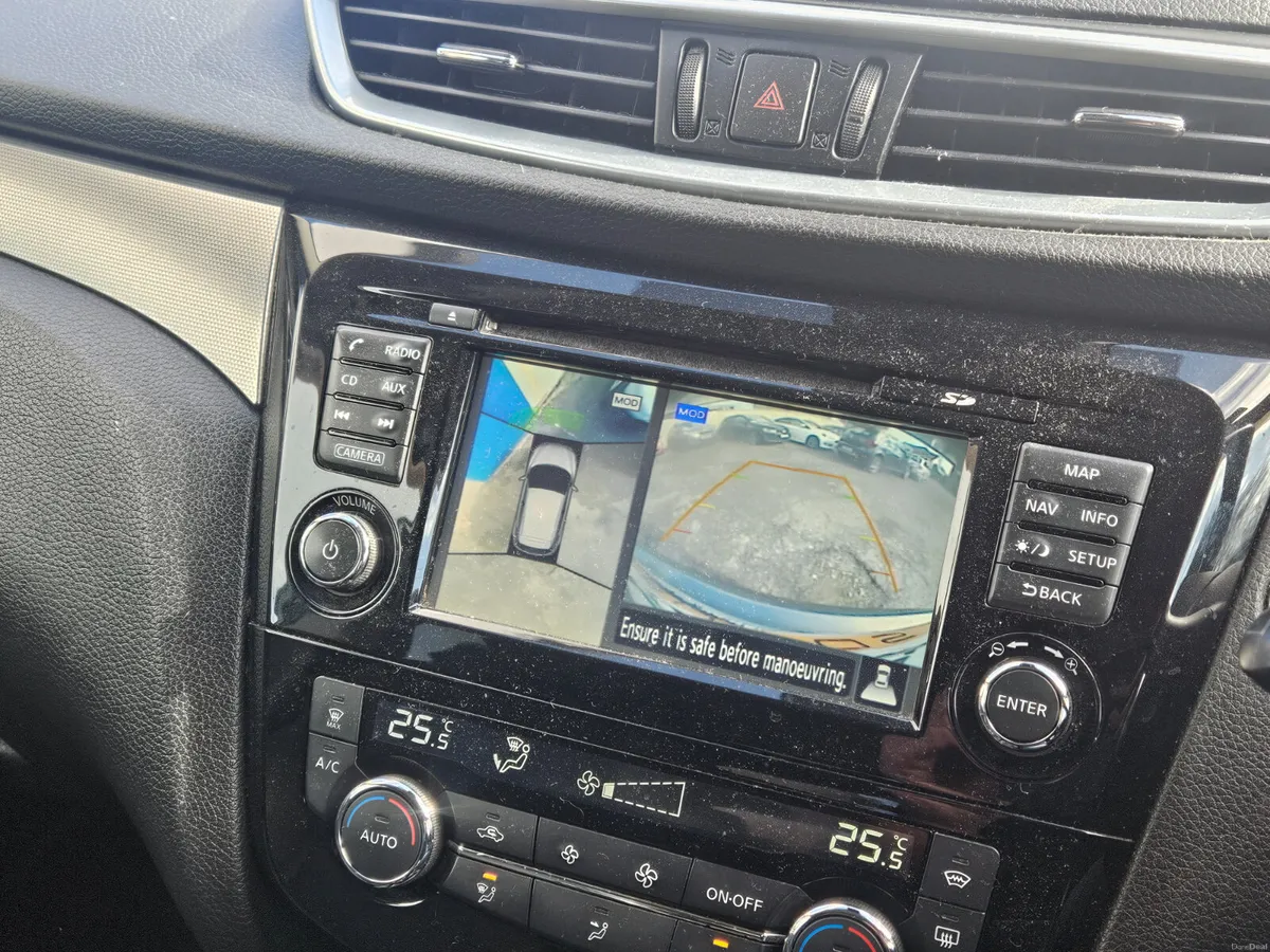 Nissan Qashqai 2018 high spec - Image 4