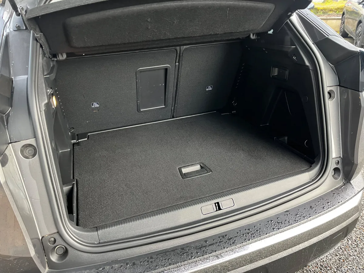 Peugeot 3008 2022 - Image 5
