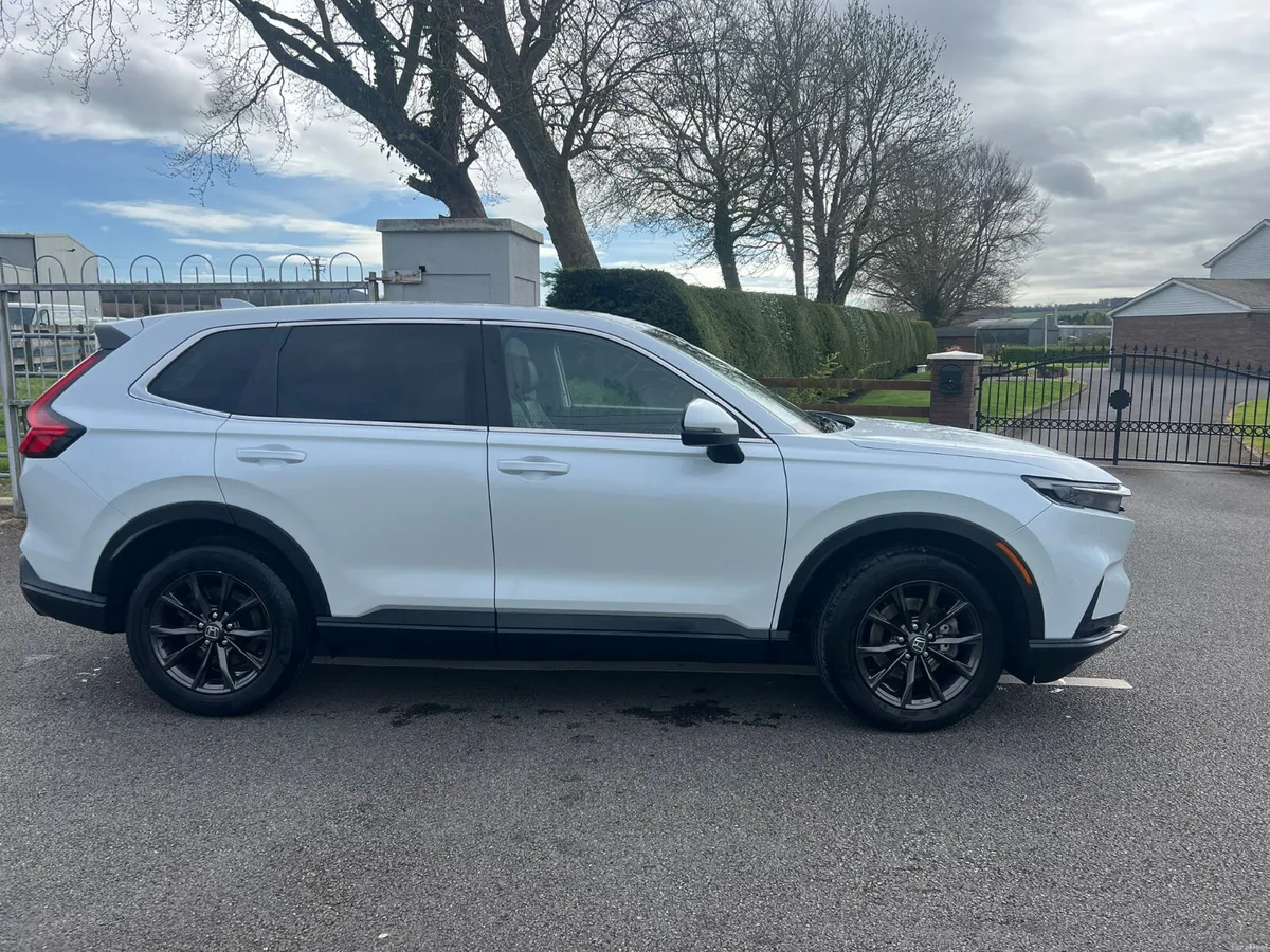 Honda CR-V Elegance AWD e:HEV 2024 - Image 3