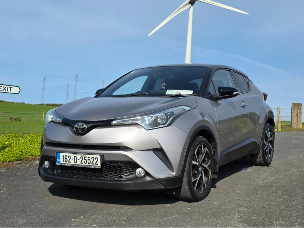 Toyota C-HR 1.2T LUNA SPORT 4DR - Image 4