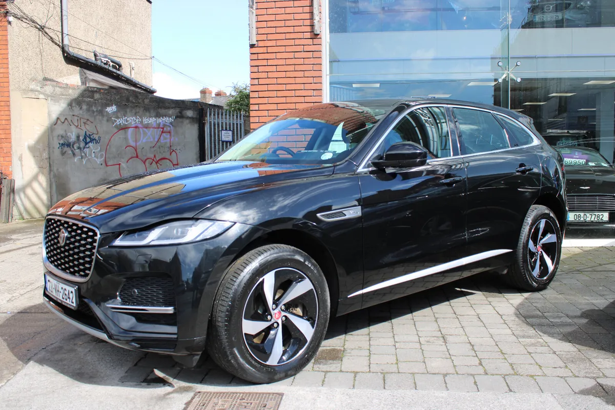 F-PACE	2.0 P AWD PHEV A AUTO 5DR 404BHP - Image 3