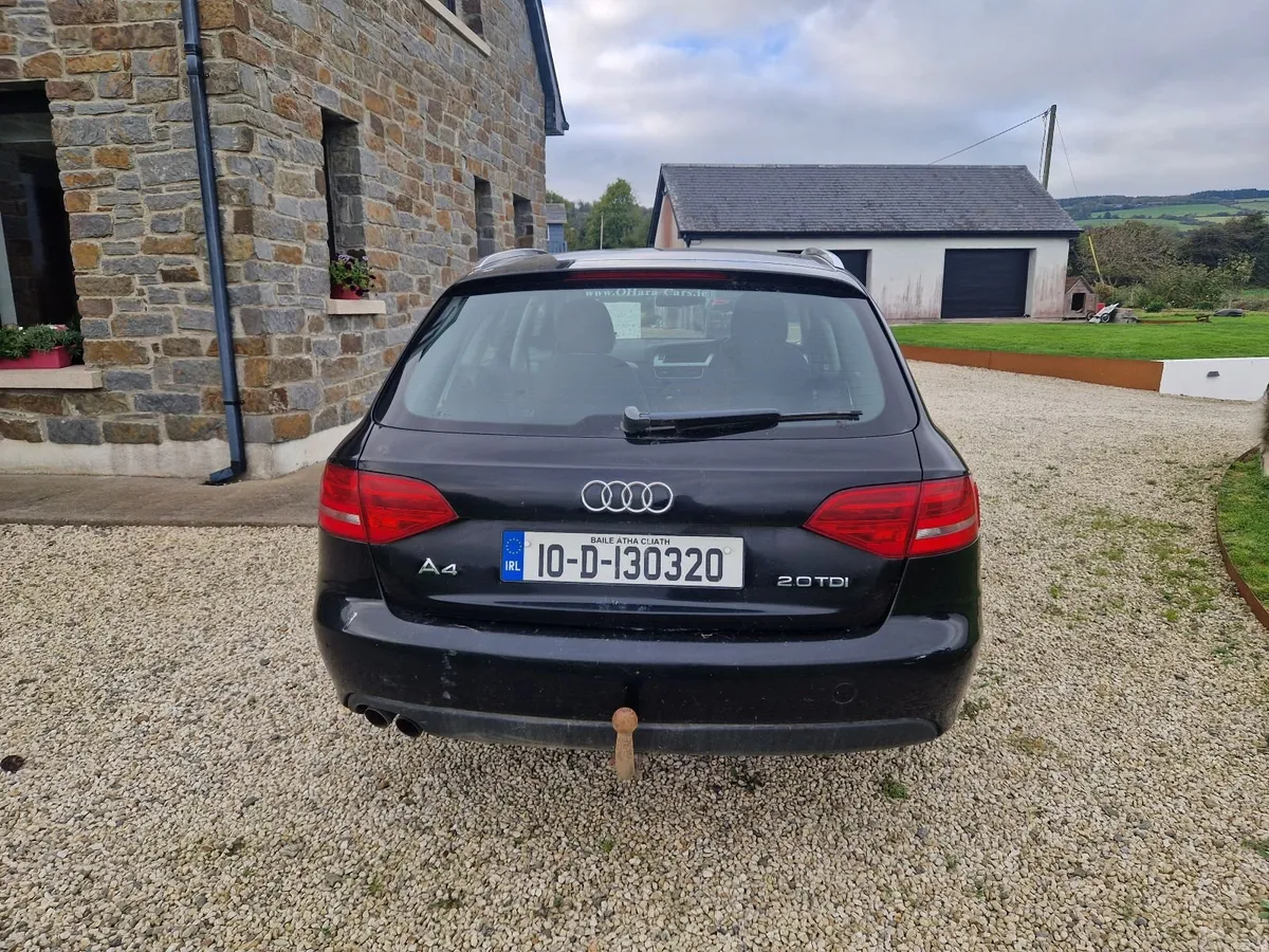 Audi A4 2010 - Image 4
