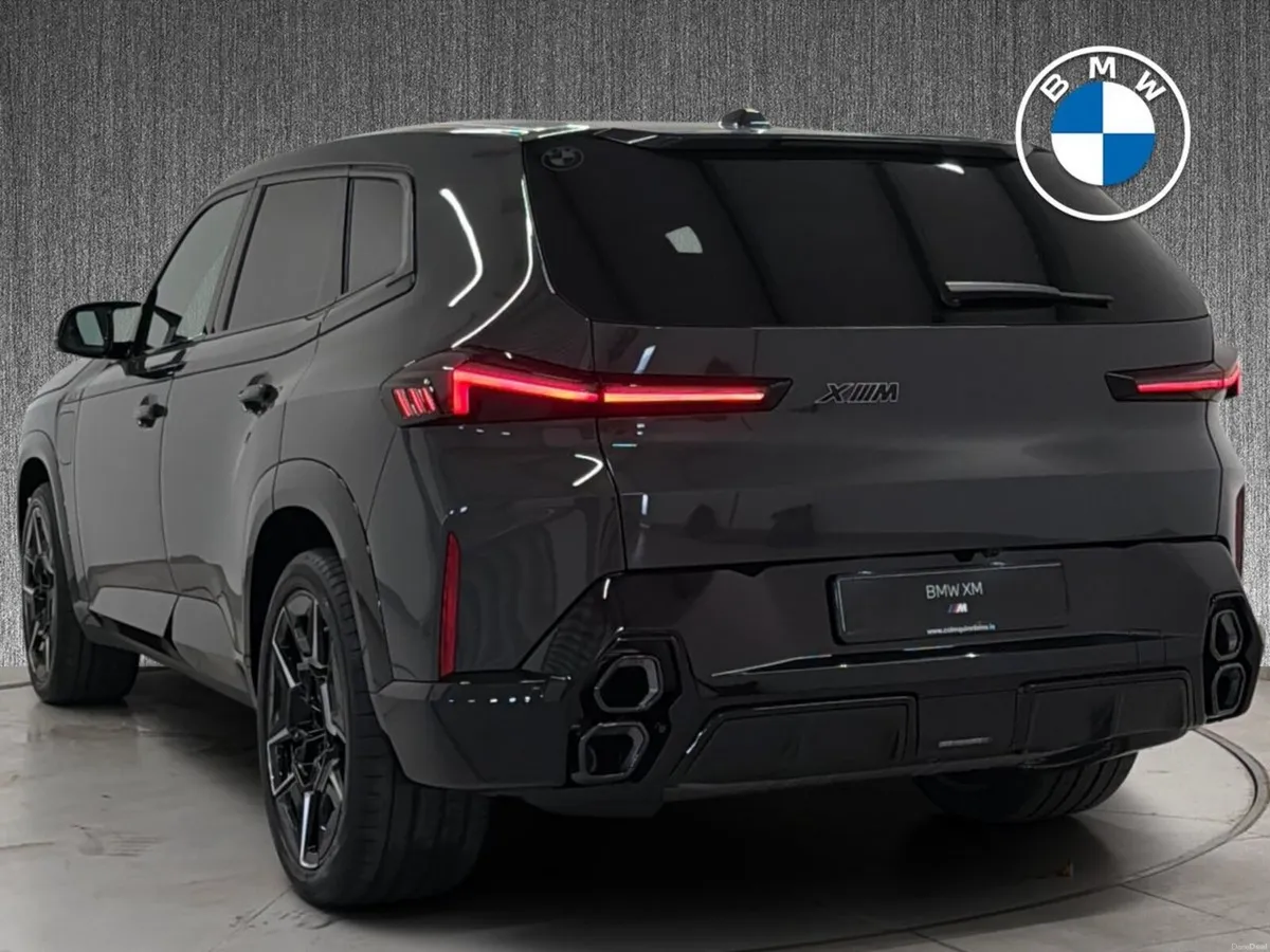 BMW XM XM 50e - Image 3