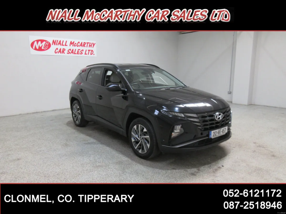 Hyundai Tucson IX35 EXECUTIVE 2WD - LOW MILEAGE & - Image 1
