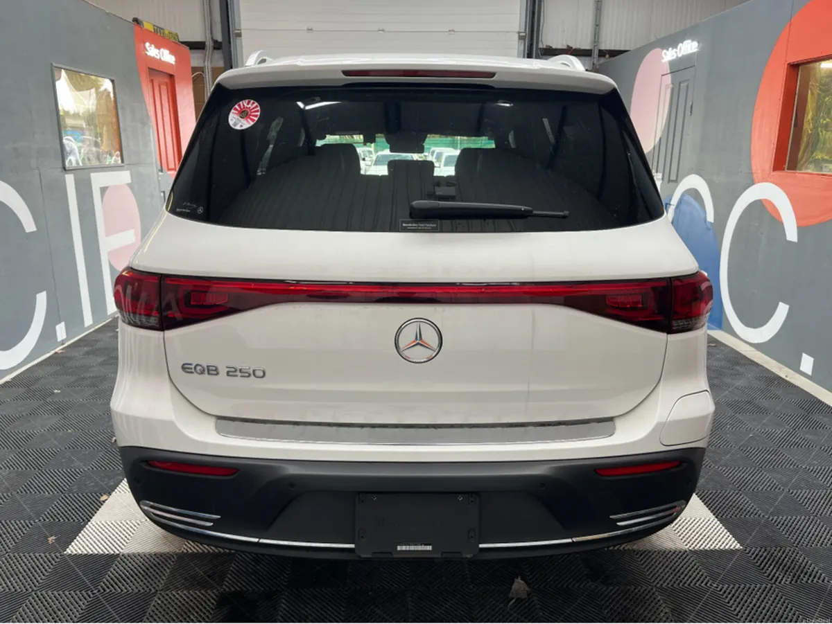 Mercedes-Benz EQB €34950 2023 MERCEDES-BENZ EQB 7 - Image 3