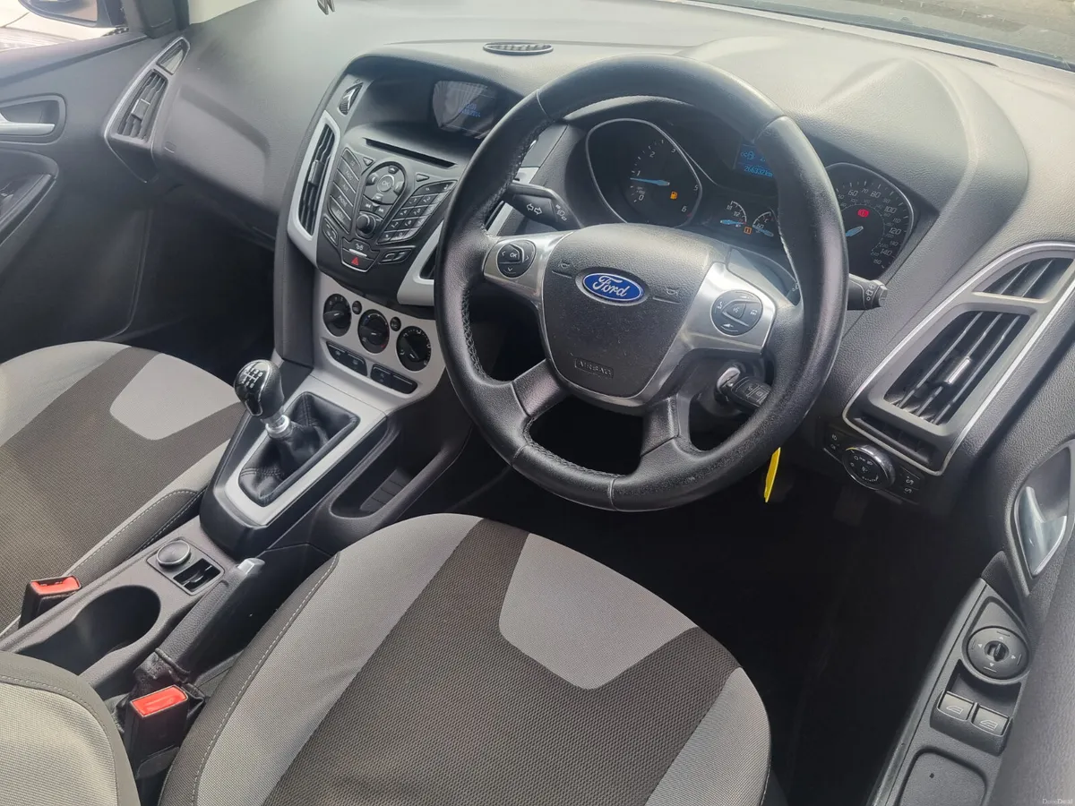 Ford Focus 2013 - Image 4