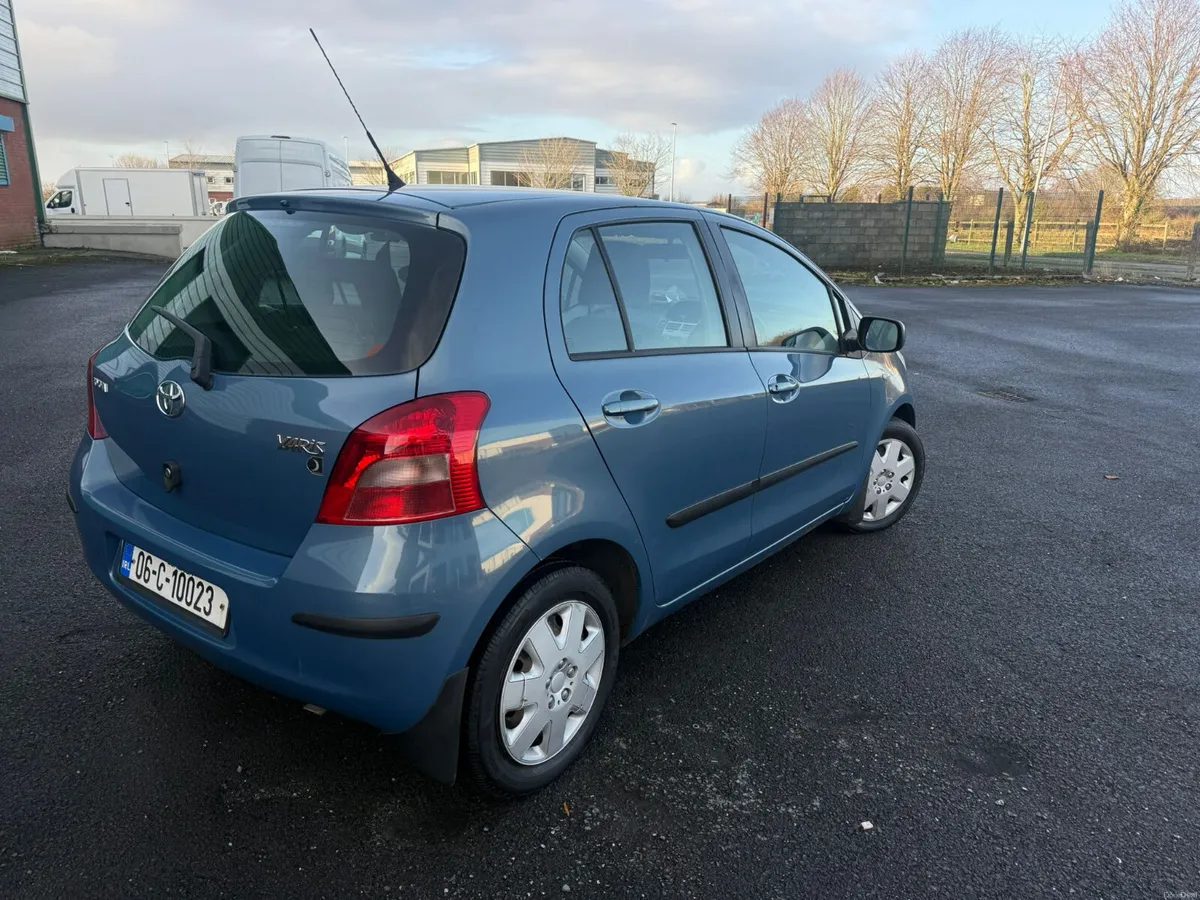 2006 Toyota Yaris 1.3 Petrol VVT-i Luna Automatic - Image 3
