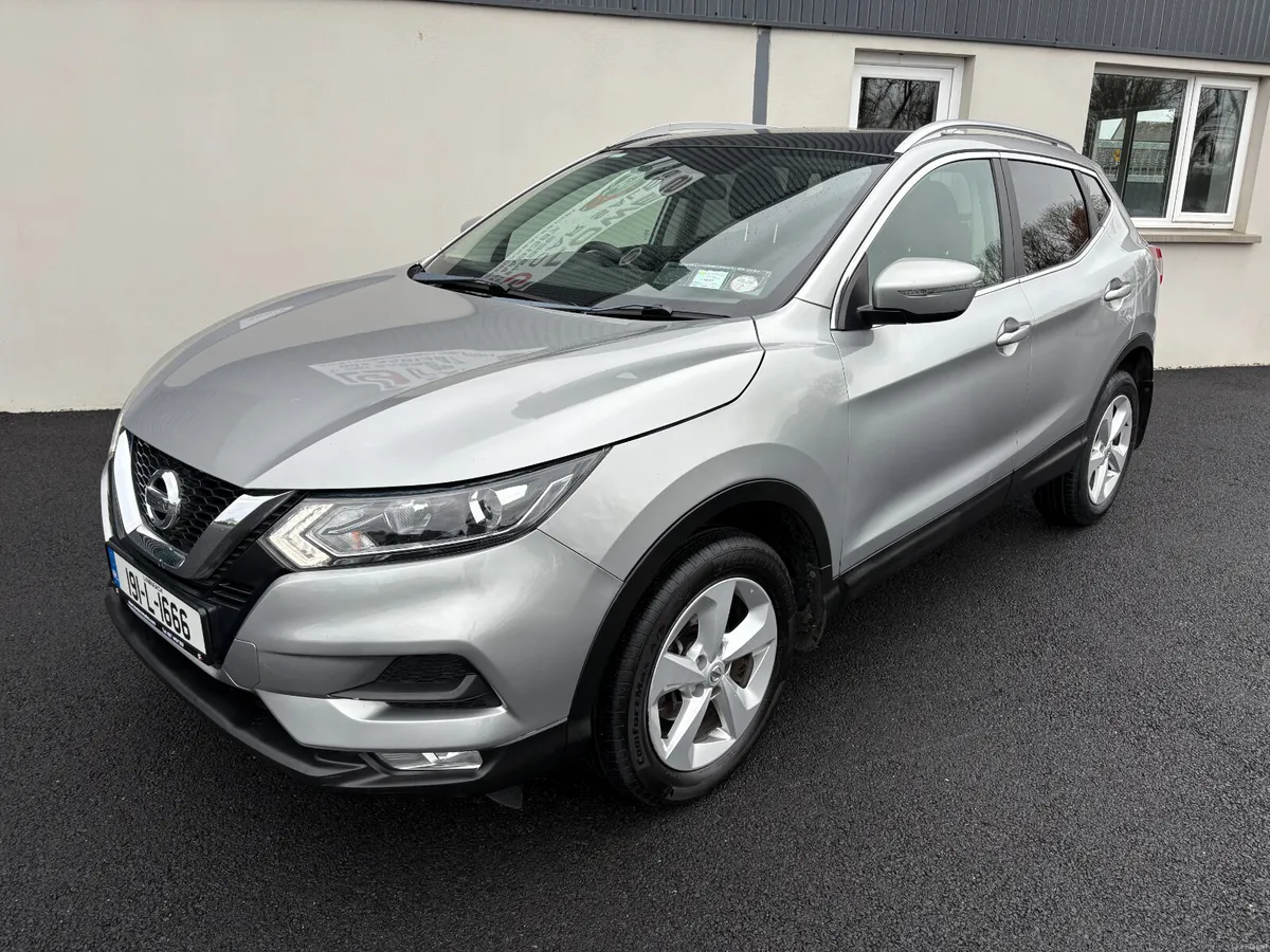 191 Nissan Qashqai 1.5D SV - Image 2