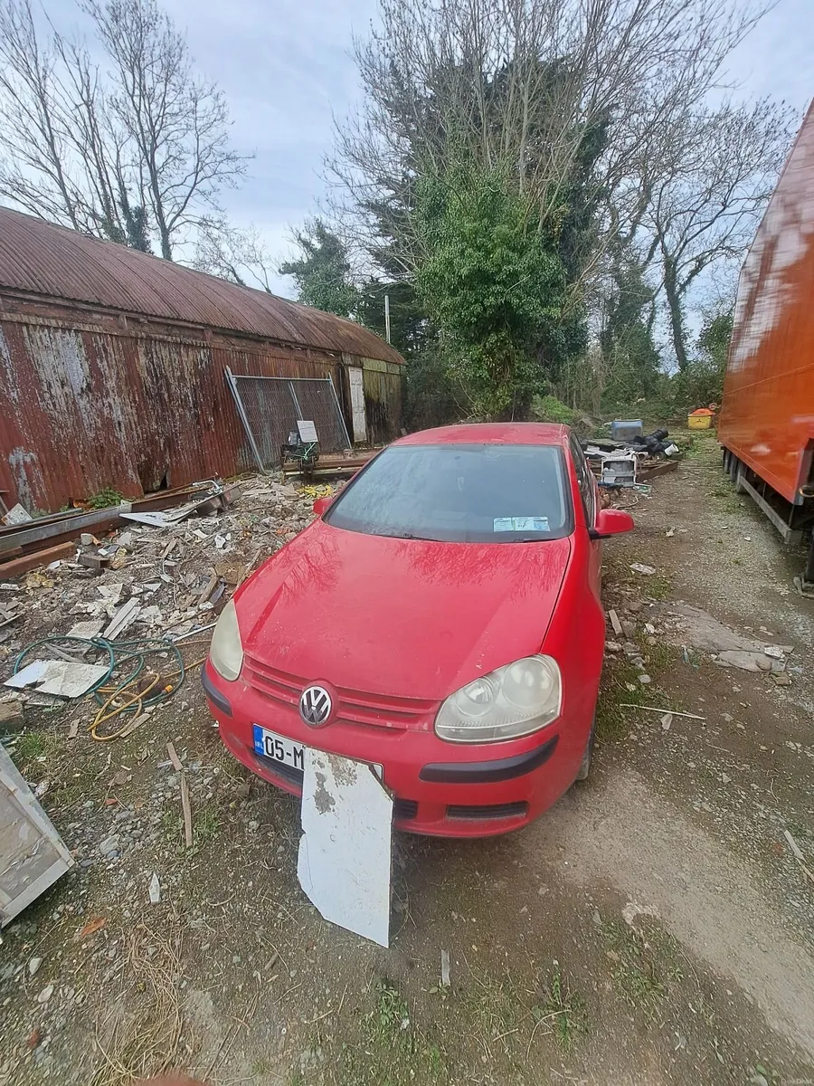 Volkswagen Golf 2005 - Image 2