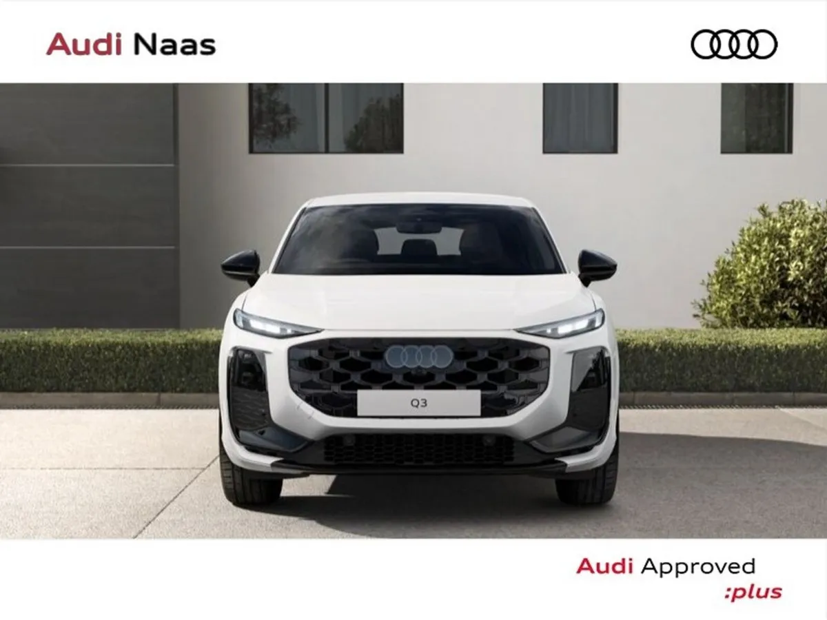 Audi Q3 SB 35TDI S-T S LINE - Image 1