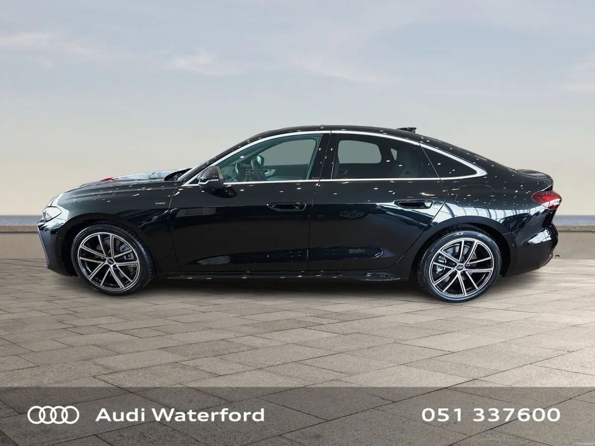 Audi A5 E-Hybrid quattro S Line - Image 4