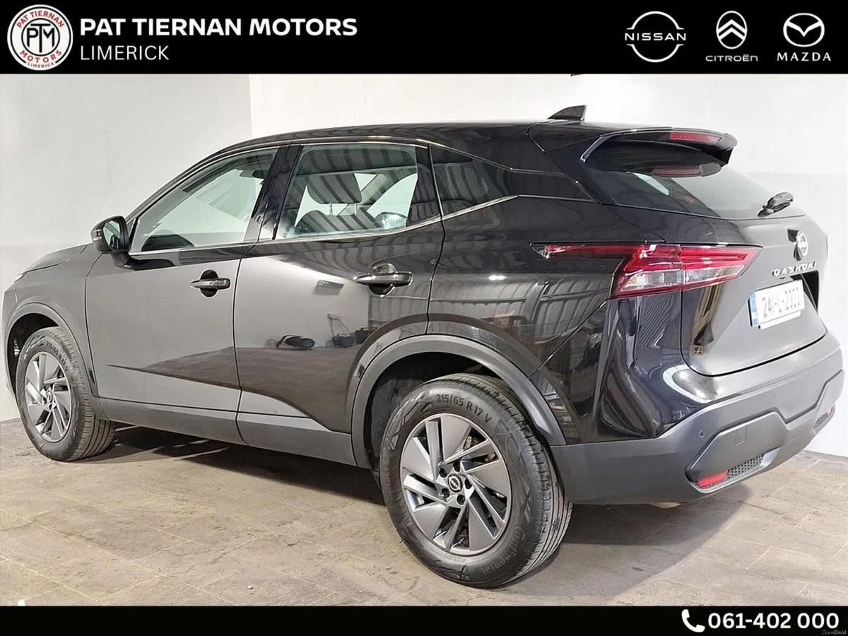 Nissan Qashqai 1.3 PET MILD HYBRID SV - Image 2