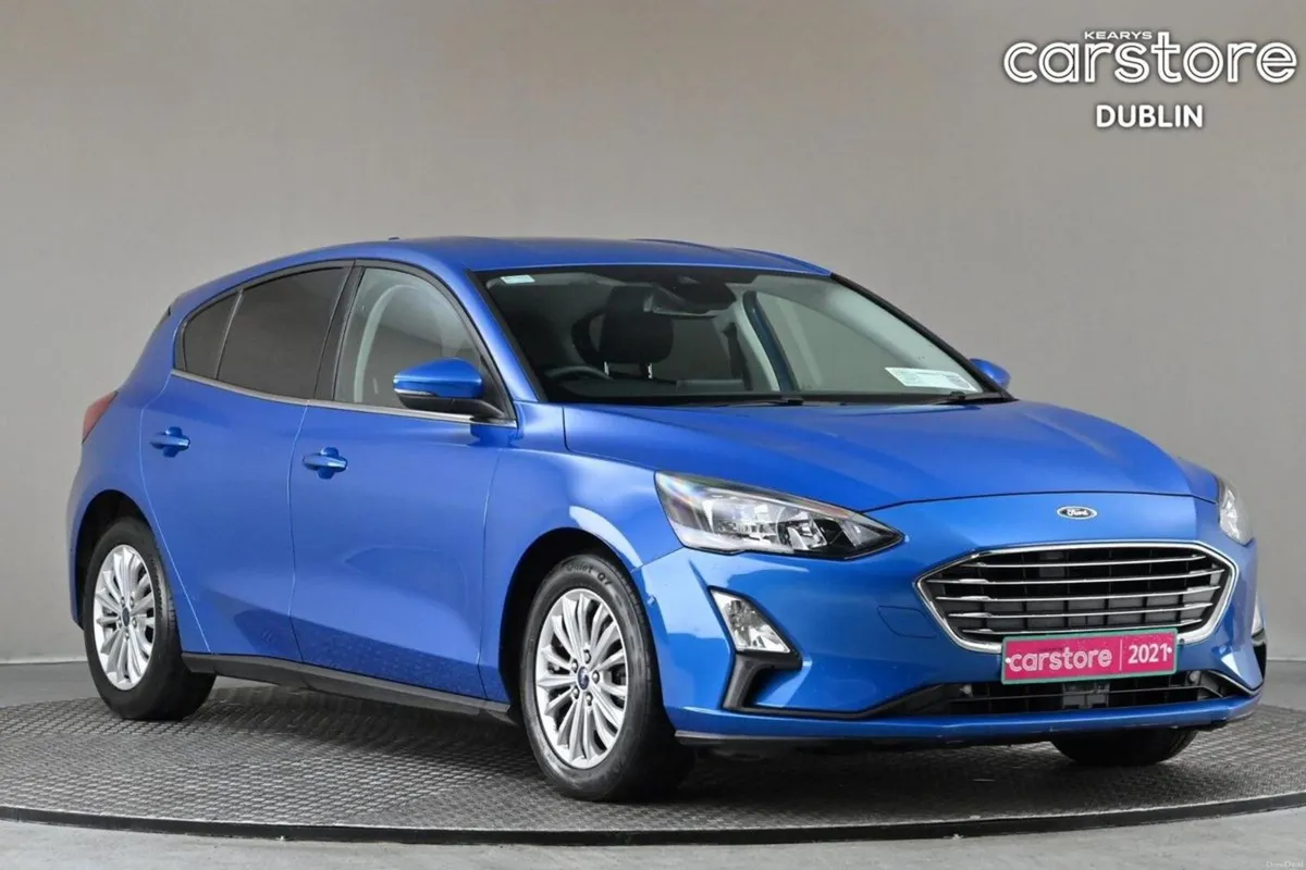 Ford Focus 1.5 TDCi TITANIUM EDITION AUTO **REVERS - Image 1
