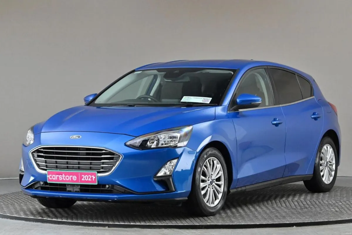 Ford Focus 1.5 TDCi TITANIUM EDITION AUTO **REVERS - Image 3