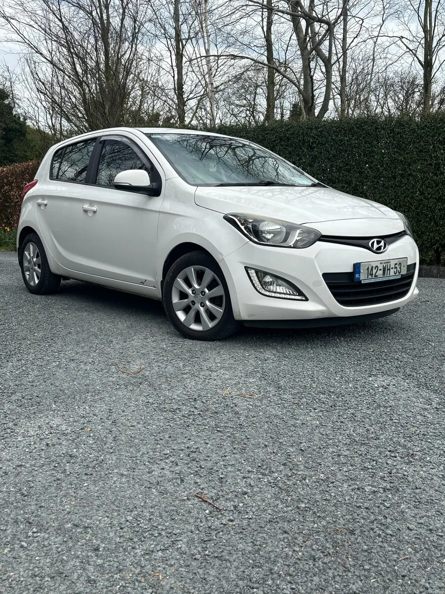 Hyundai i20 - Image 2