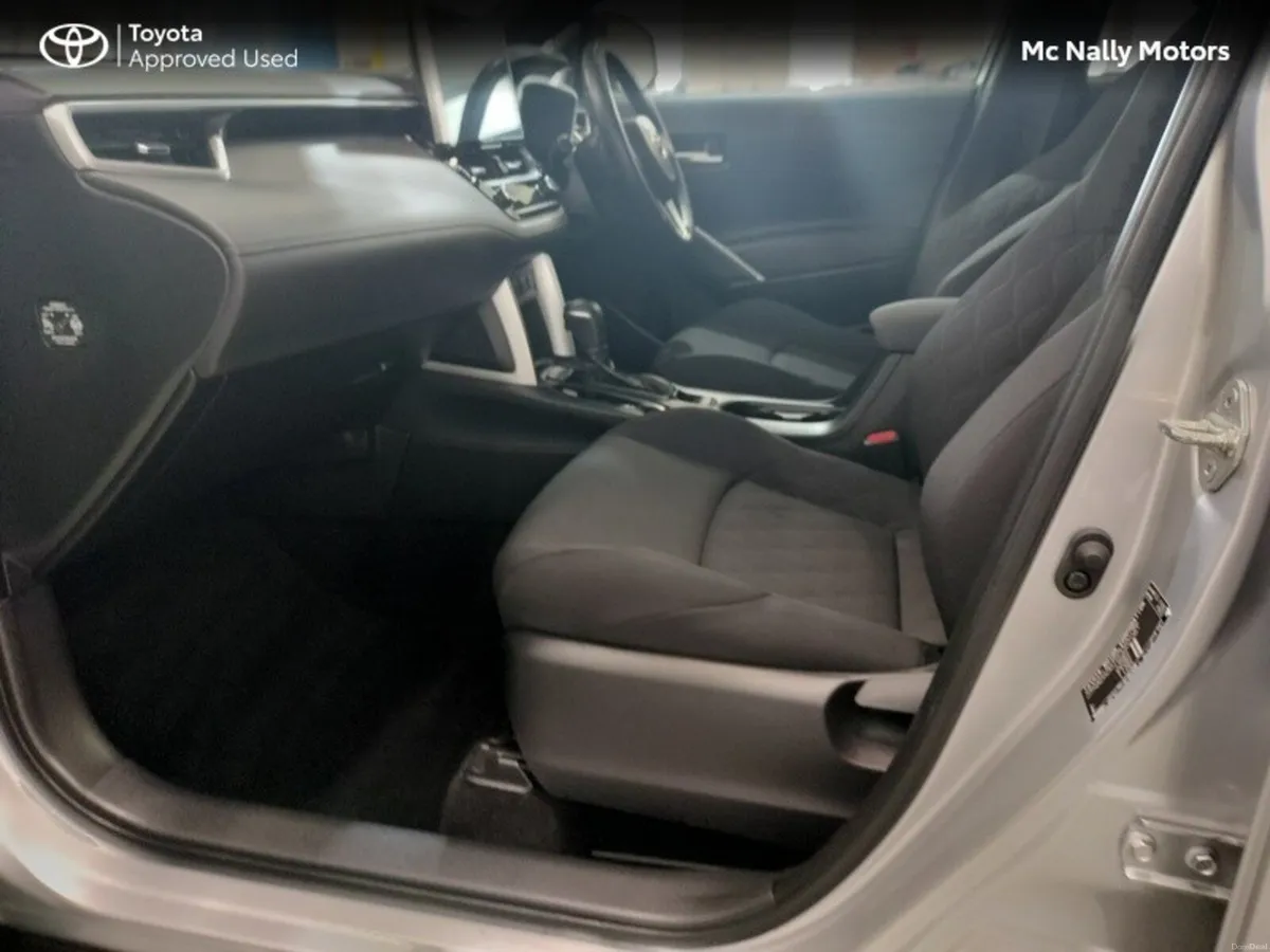 Toyota Corolla Cross 232 SPORT 1.8 4DR  AUTO - Image 6