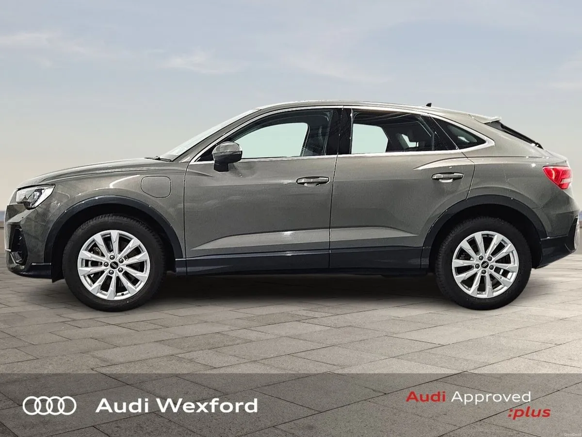 Audi Q3 45 TFSI E S Tronic SE  €397p/m - Image 4