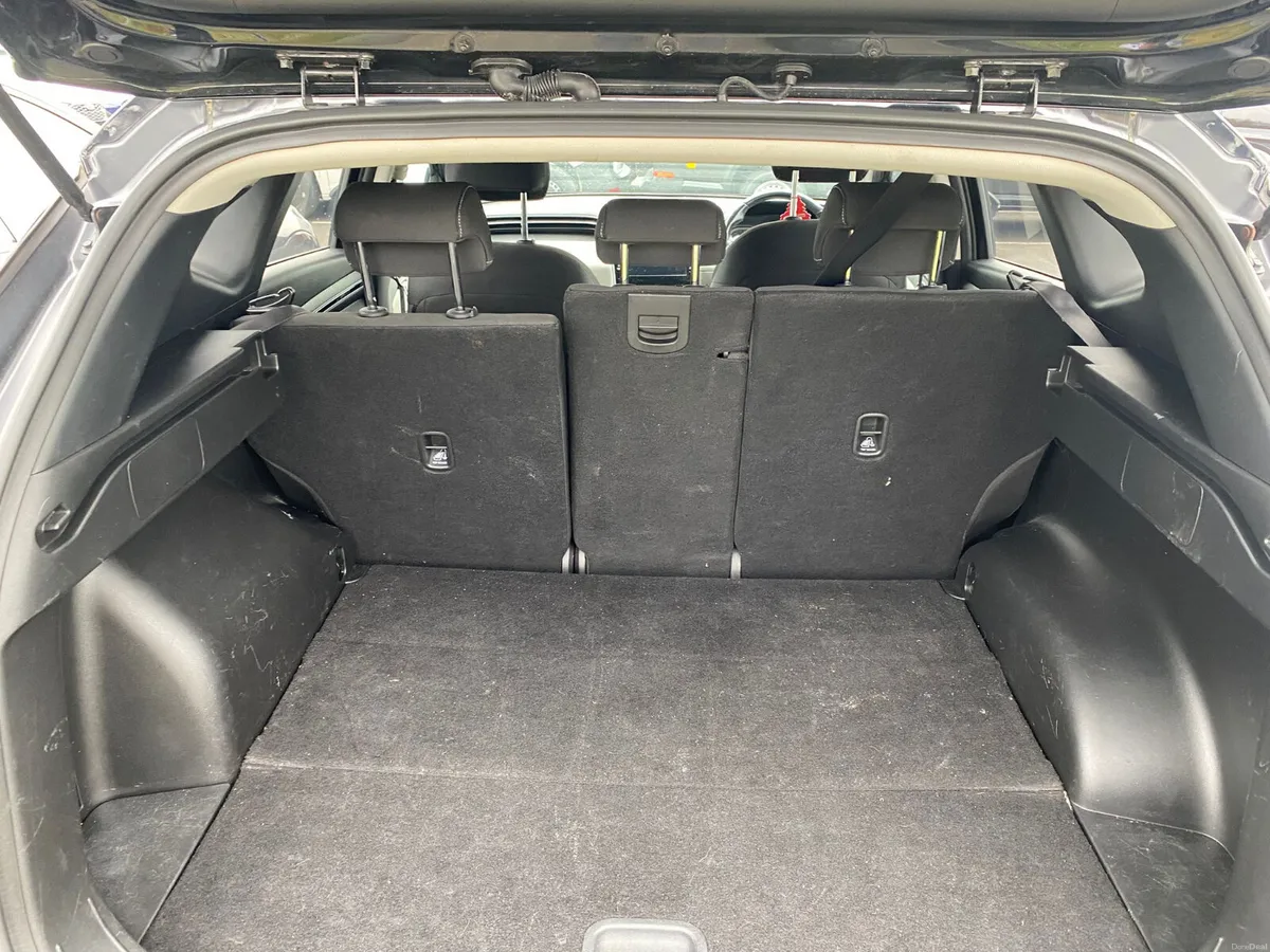 211 Hyundai Tucson 1.6 HYBRID.AUTOMATIC - Image 4