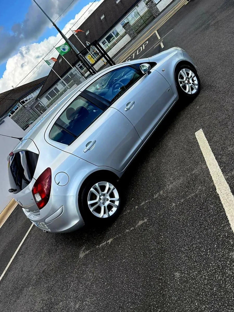 Vauxhall Corsa 2009 - Image 4