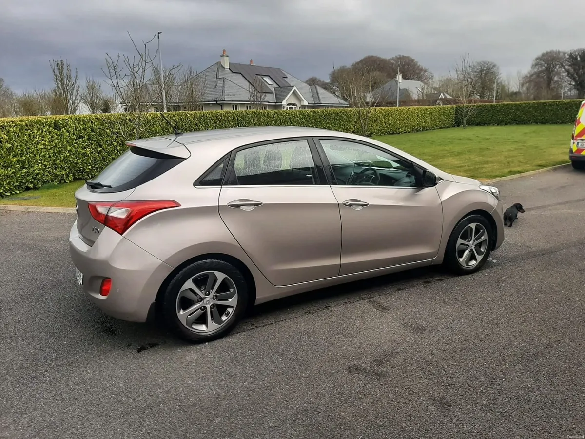 Hyundai i30 2016 - Image 2
