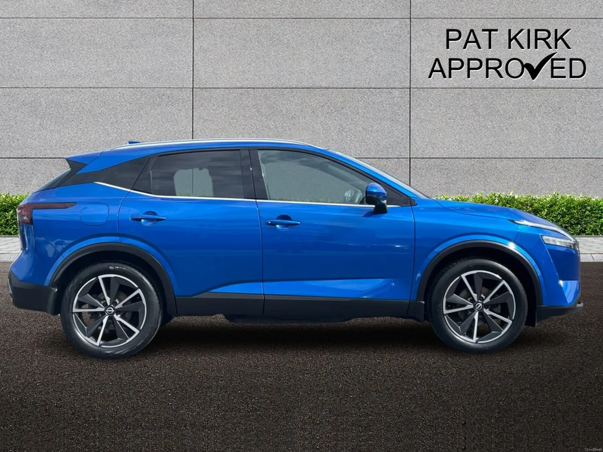 Nissan Qashqai Hatchback Tekna - Image 3