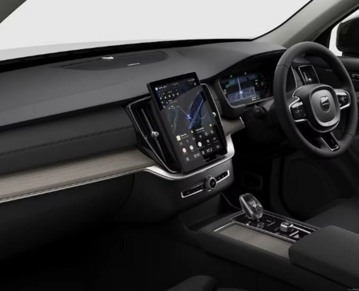 Brand New 2026 Volvo XC90 T8 Dark Plus Vapour Grey - Image 2