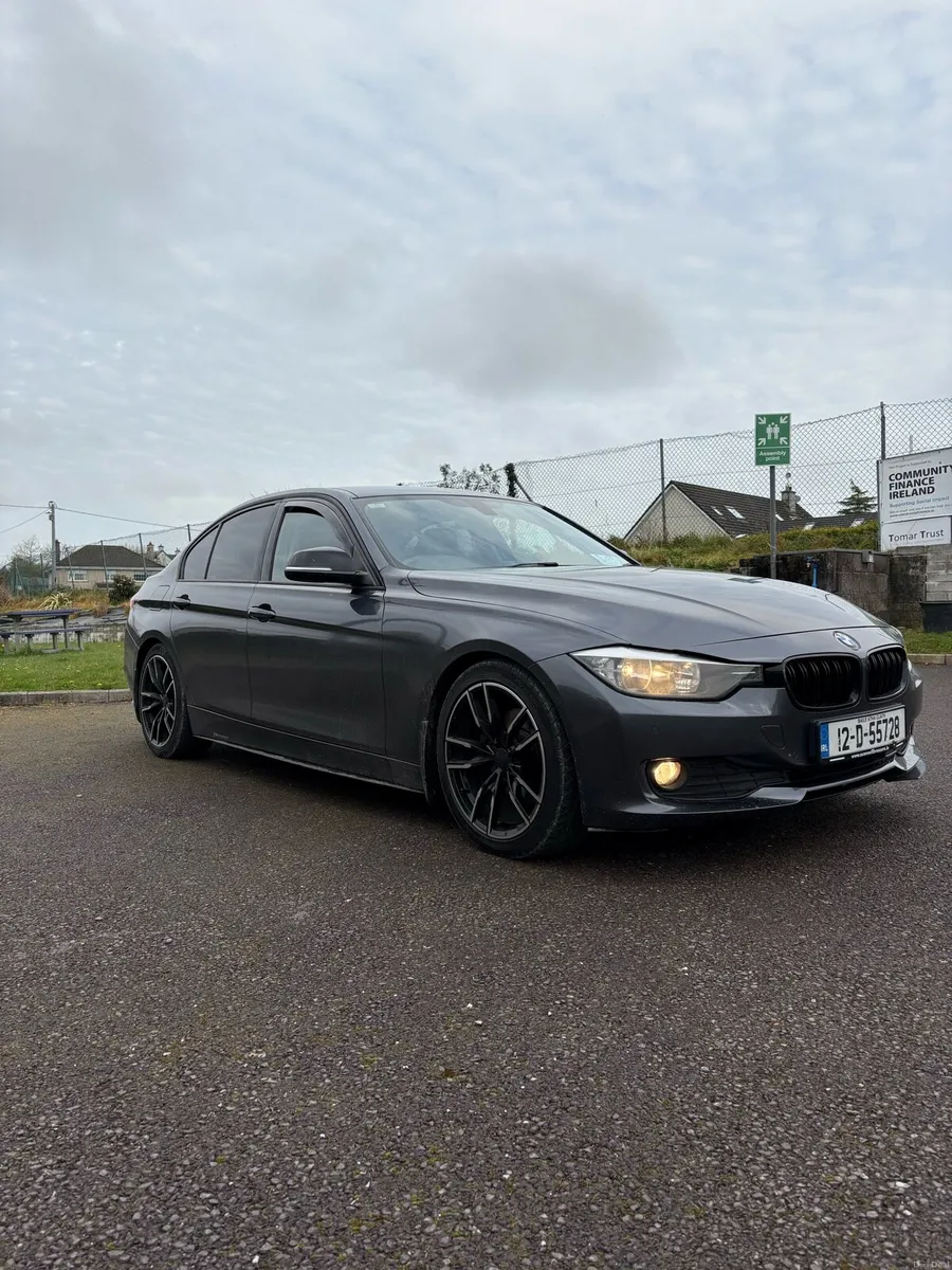 BMW 320D - Image 2