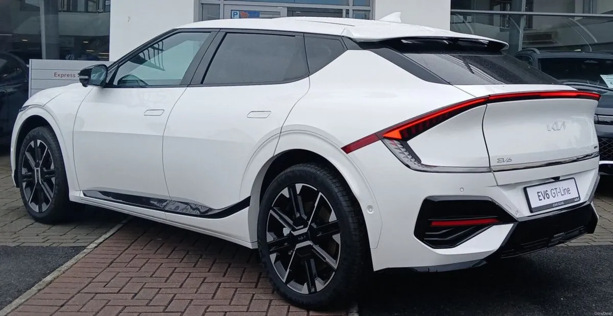Kia EV6 GT-Line **FULLY ELECTRIC, 84 kWh, SUNROOF, - Image 4