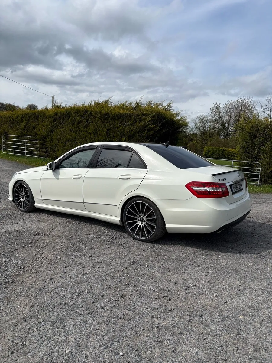 E350 Mercedes - Image 3