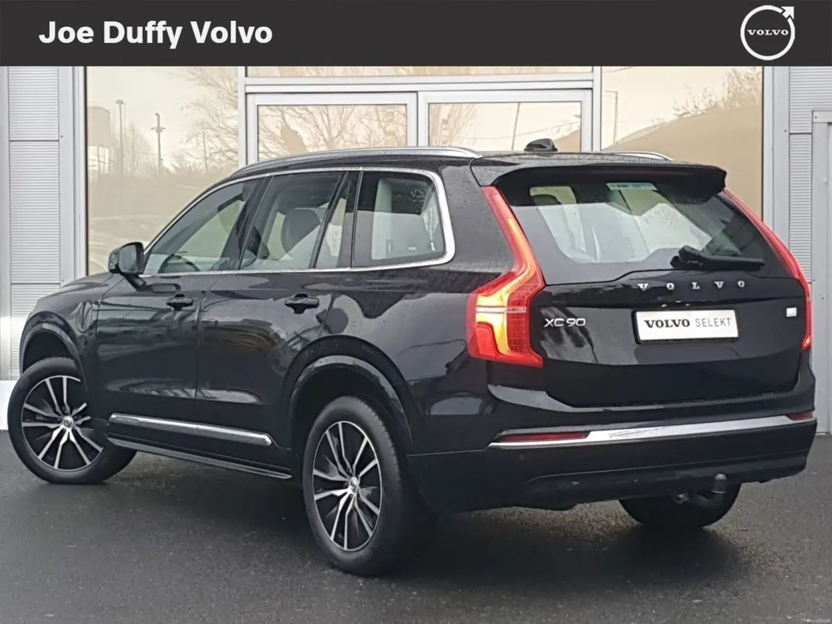 Volvo XC90 T8 PHEV 455hp Plus (Bright Theme) - Image 2