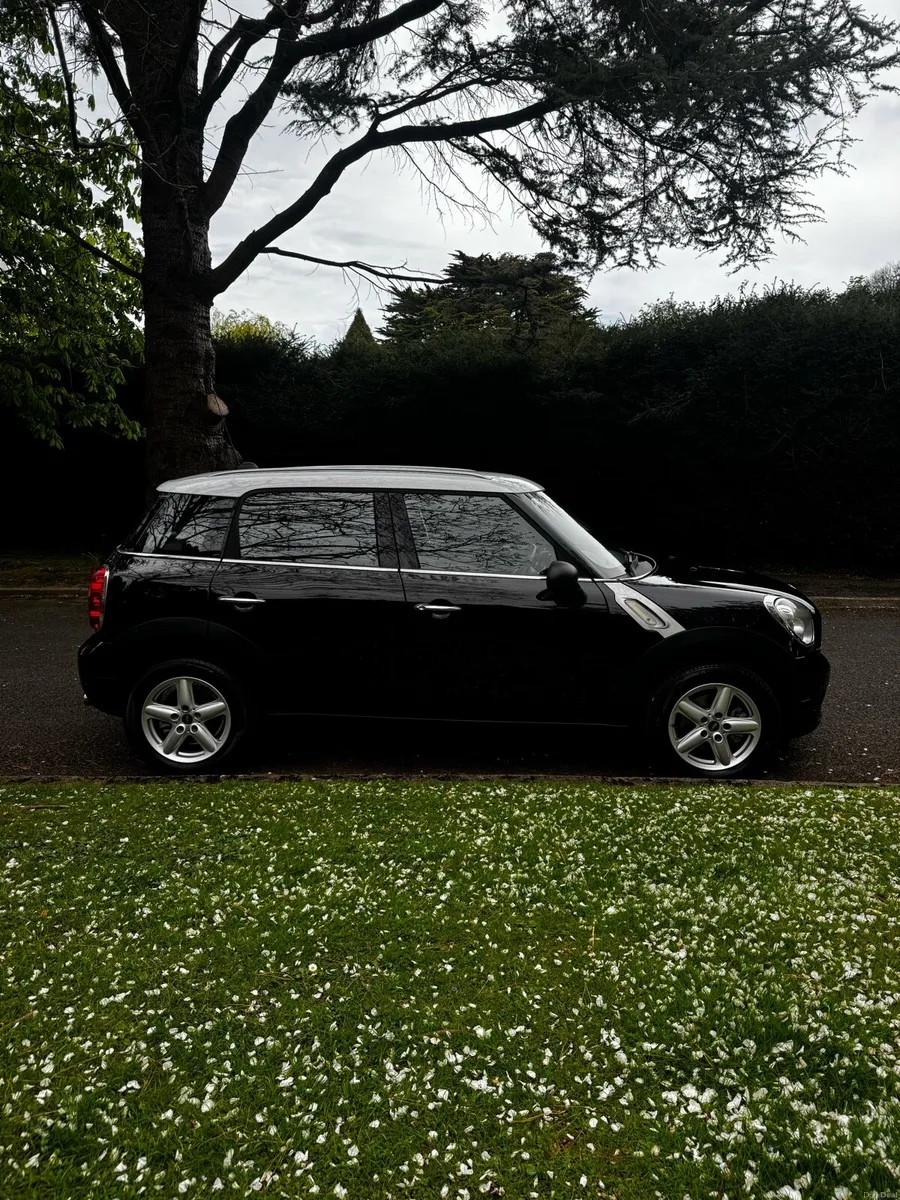 Mini Countryman(NCT)(Low KM) - Image 3