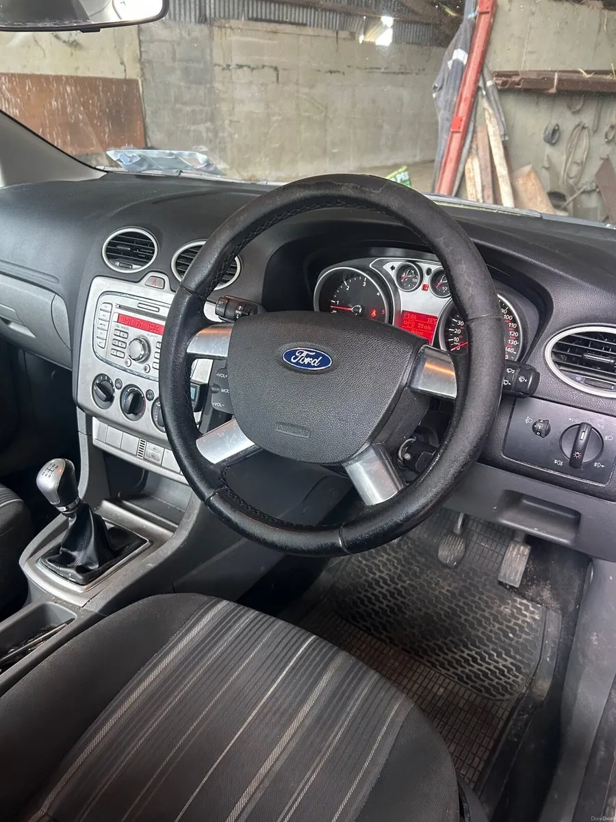 Ford Focus 2008 - Image 2