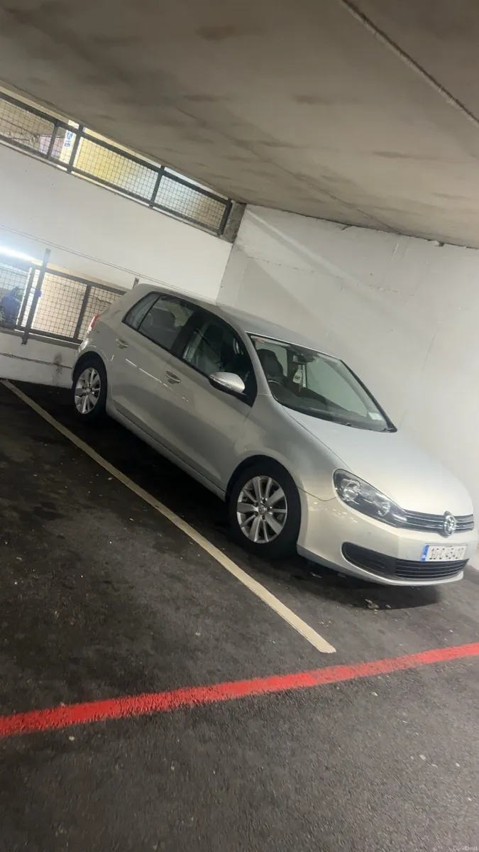 VW GOLF MATCH - Image 1