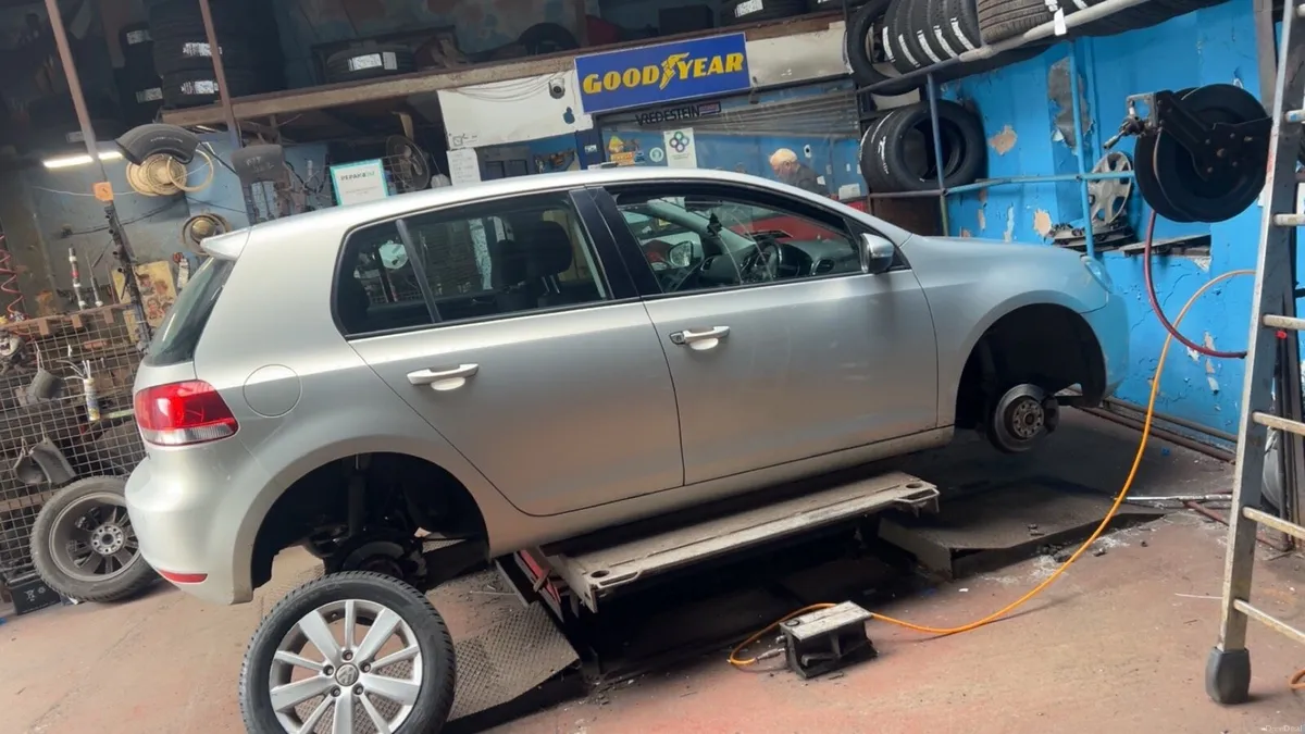 VW GOLF MATCH - Image 4