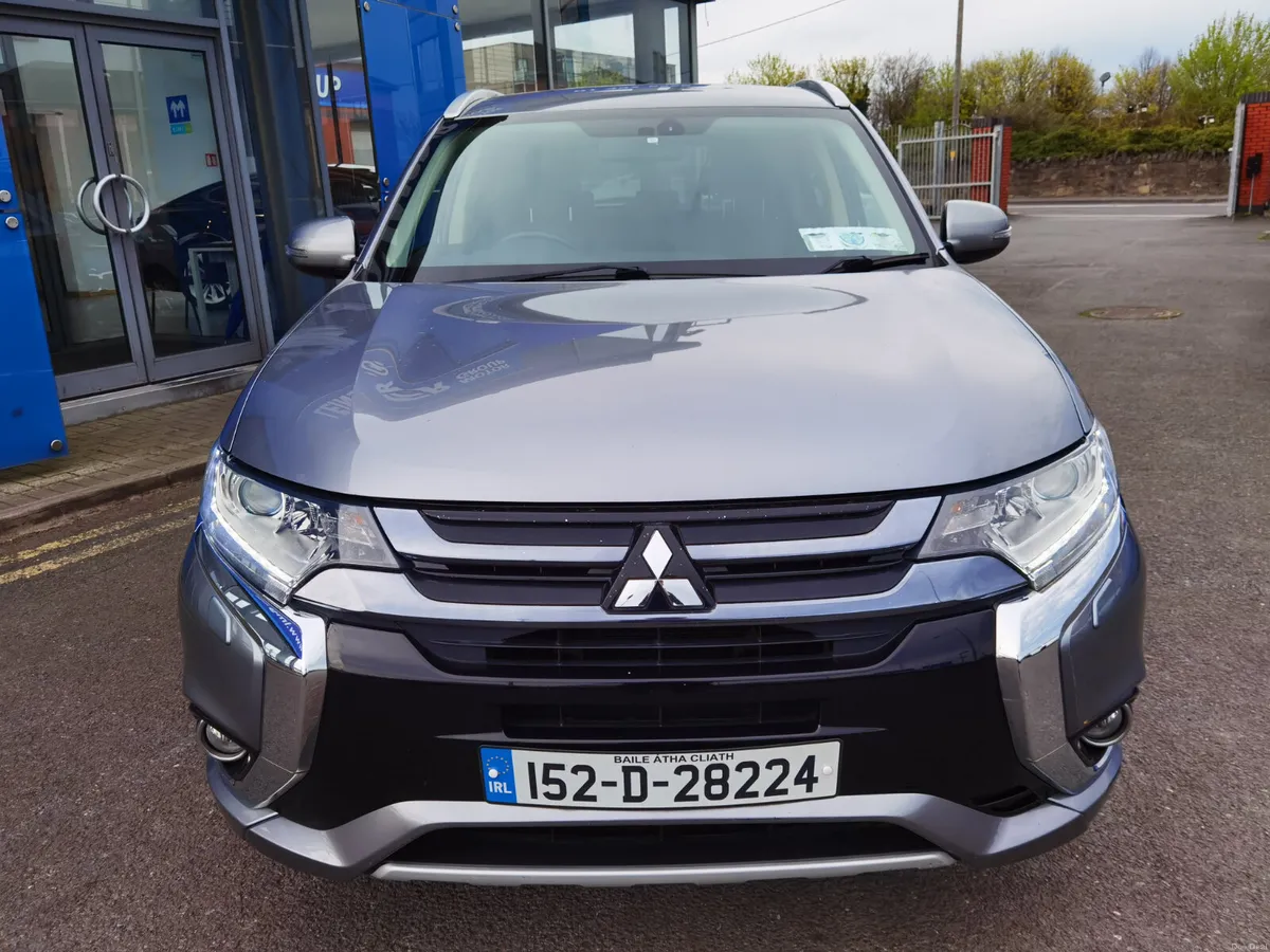 MITSUBISHI OUTLANDER 2.0 GX3H+ AUTOMATIC PHEV - Image 2